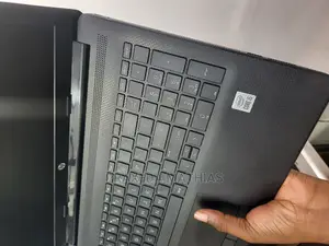 Laptop HP 15-Da2933nia 4GB Intel Core I5 HDD 500GB