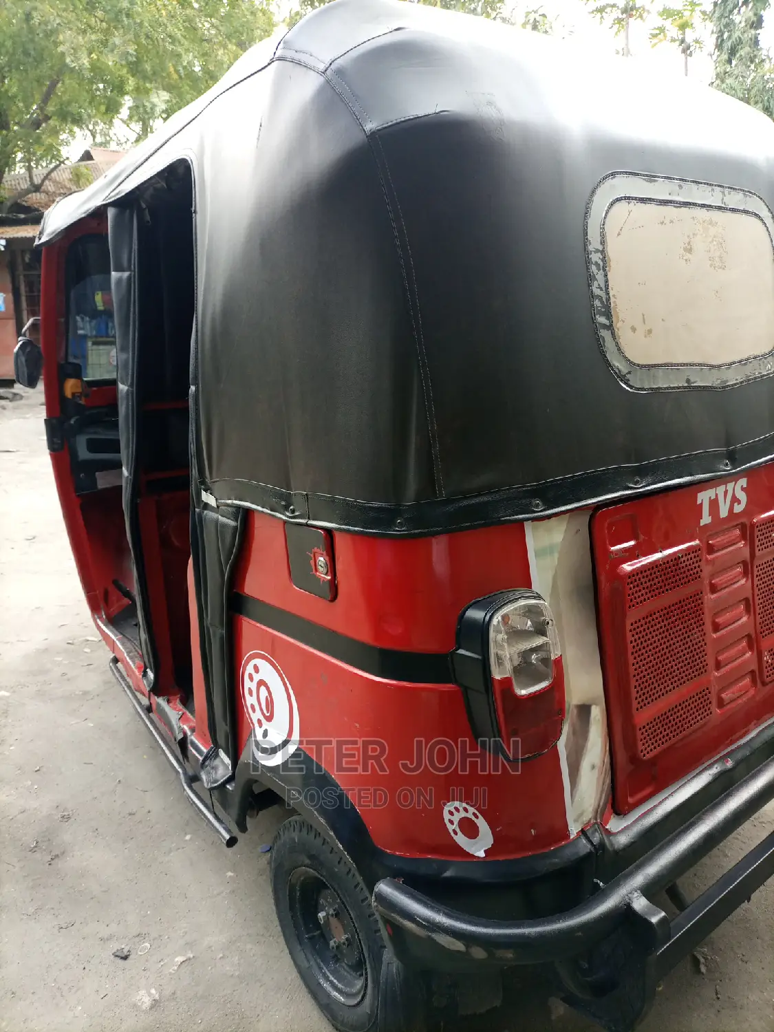 TVS Apache 180 RTR 2021 Red