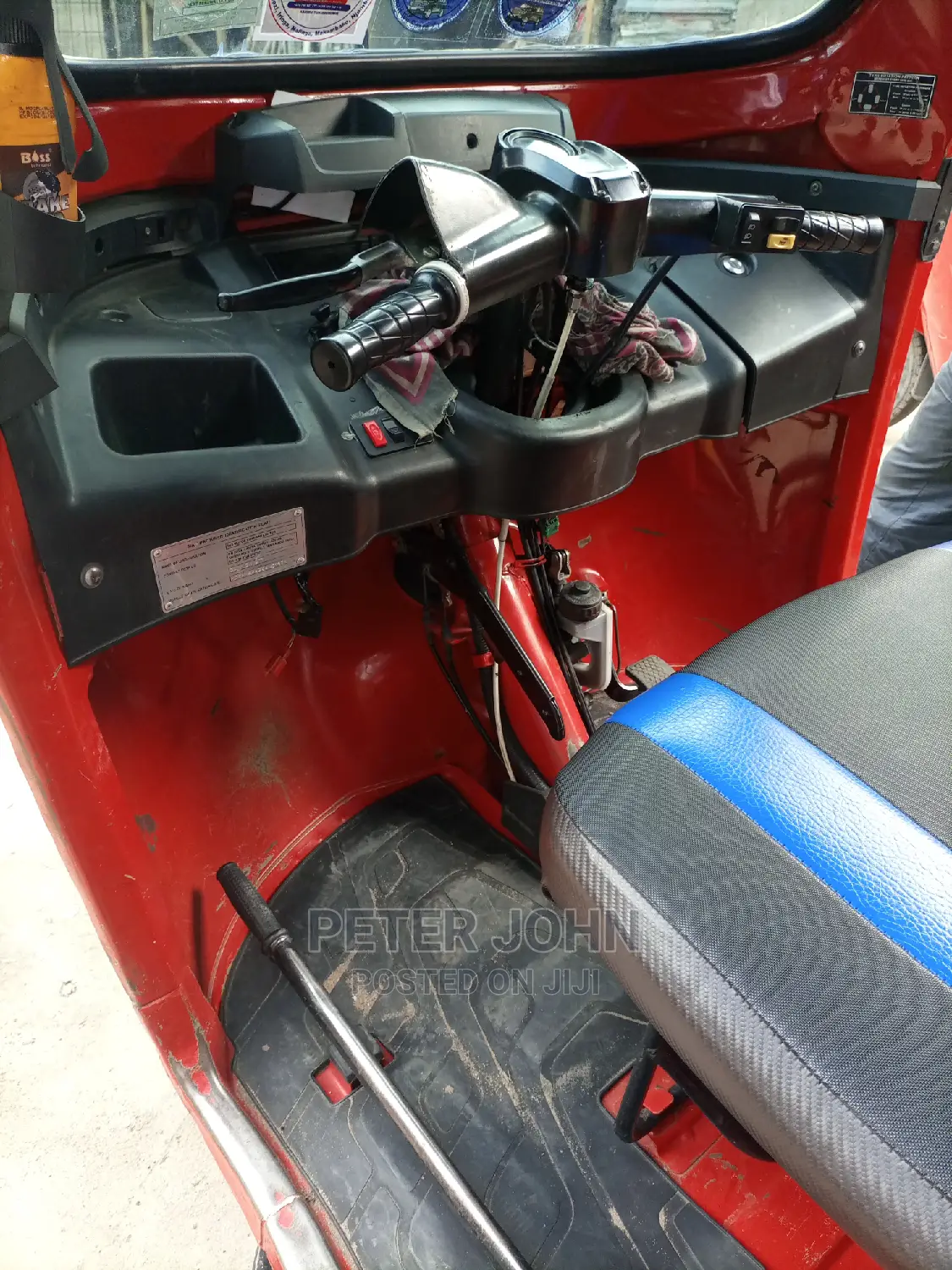 TVS Apache 180 RTR 2021 Red