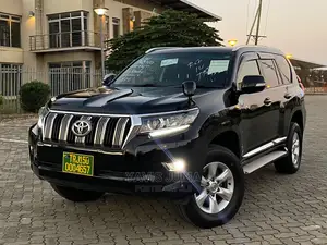 Toyota Land Cruiser Prado 2010 Black