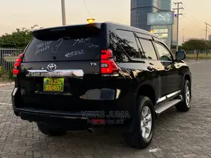 Toyota Land Cruiser Prado 2010 Black