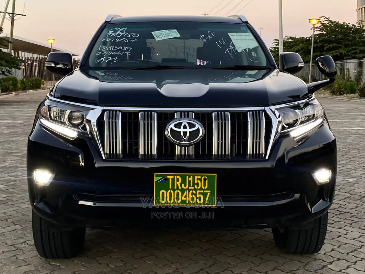 Toyota Land Cruiser Prado 2010 Black