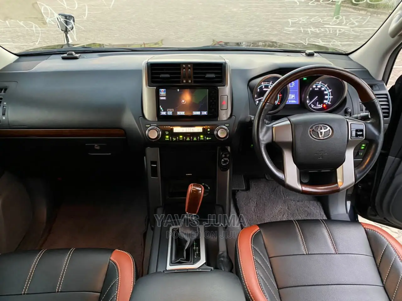 Toyota Land Cruiser Prado 2010 Black