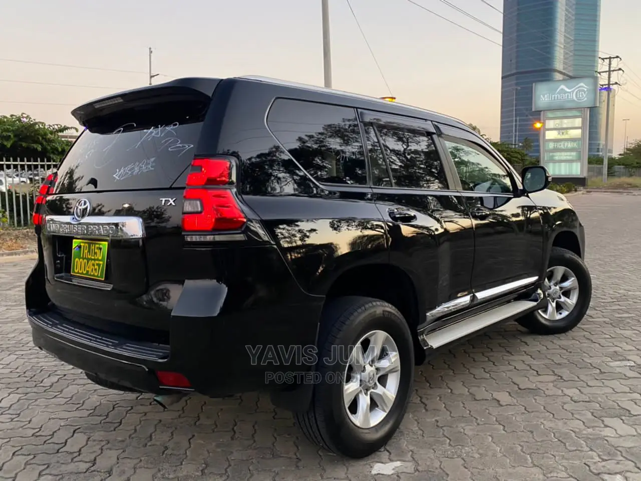 Toyota Land Cruiser Prado 2010 Black