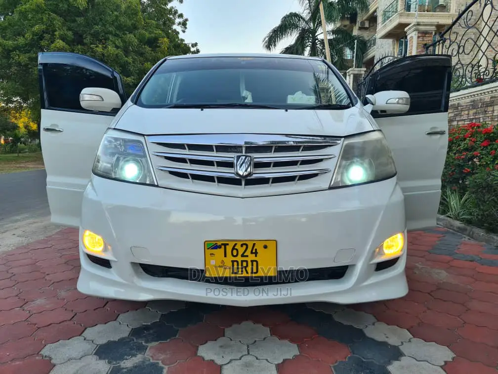 Toyota Alphard 2005 White