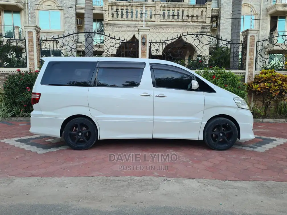 Toyota Alphard 2005 White