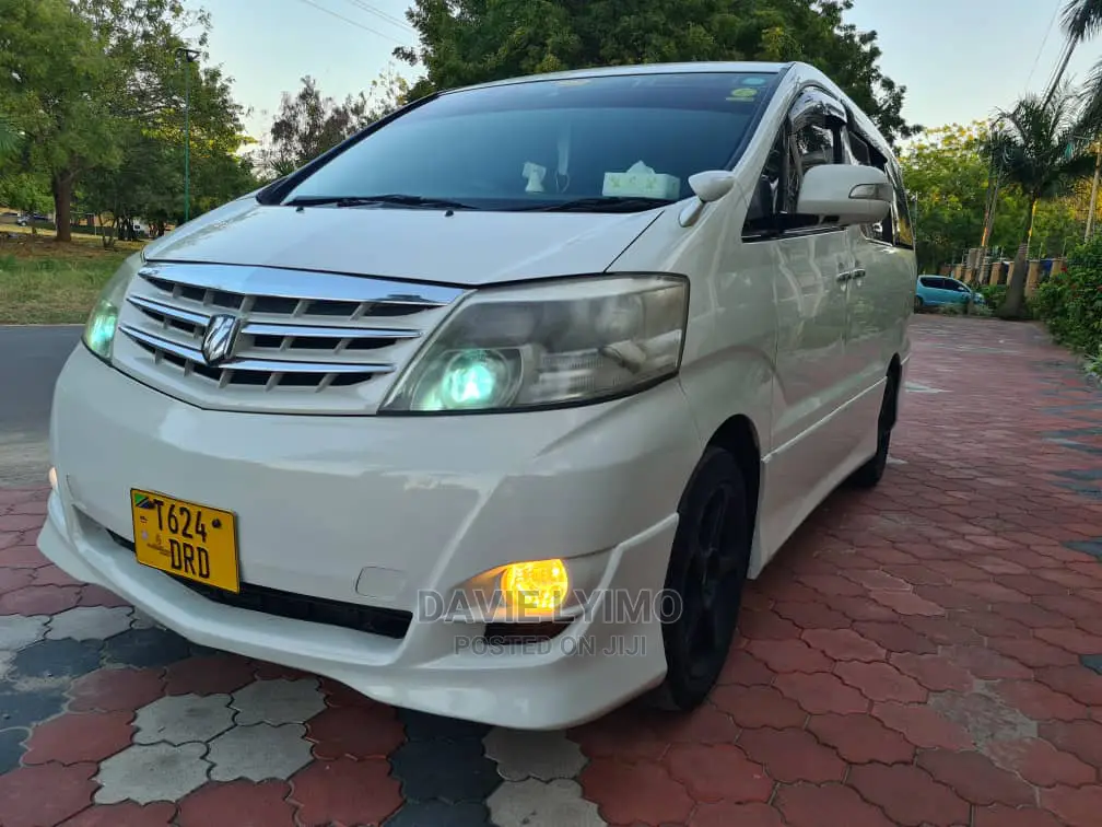 Toyota Alphard 2005 White