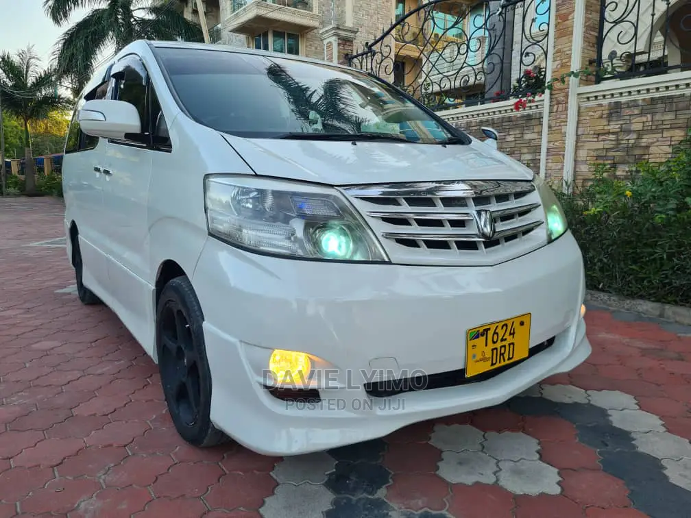 Toyota Alphard 2005 White