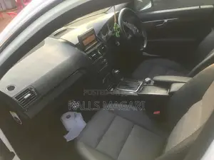 Mercedes-Benz C200 2007 White