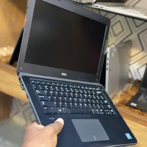 Laptop Dell Inspiron 15 6GB Intel Core I3 HDD 500GB