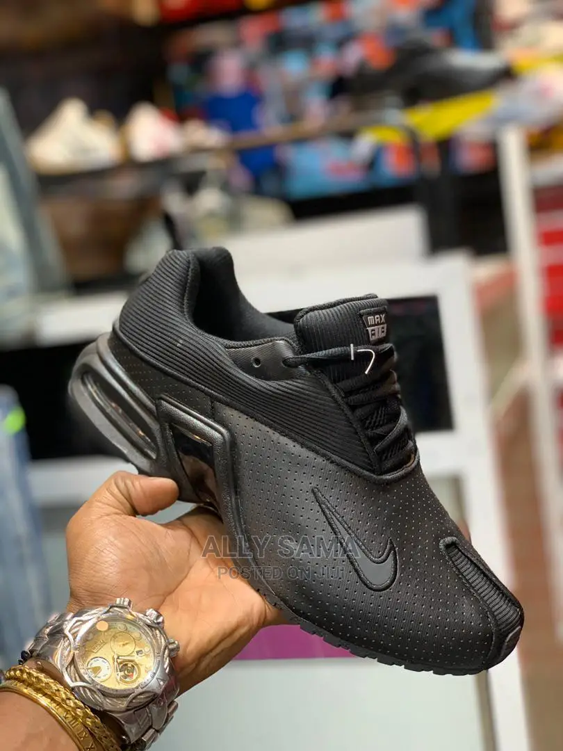 NIKE Black Full