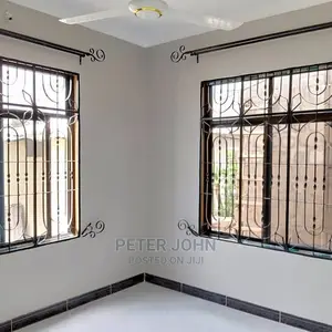 1bdrm Townhouse in Kimara for Rent