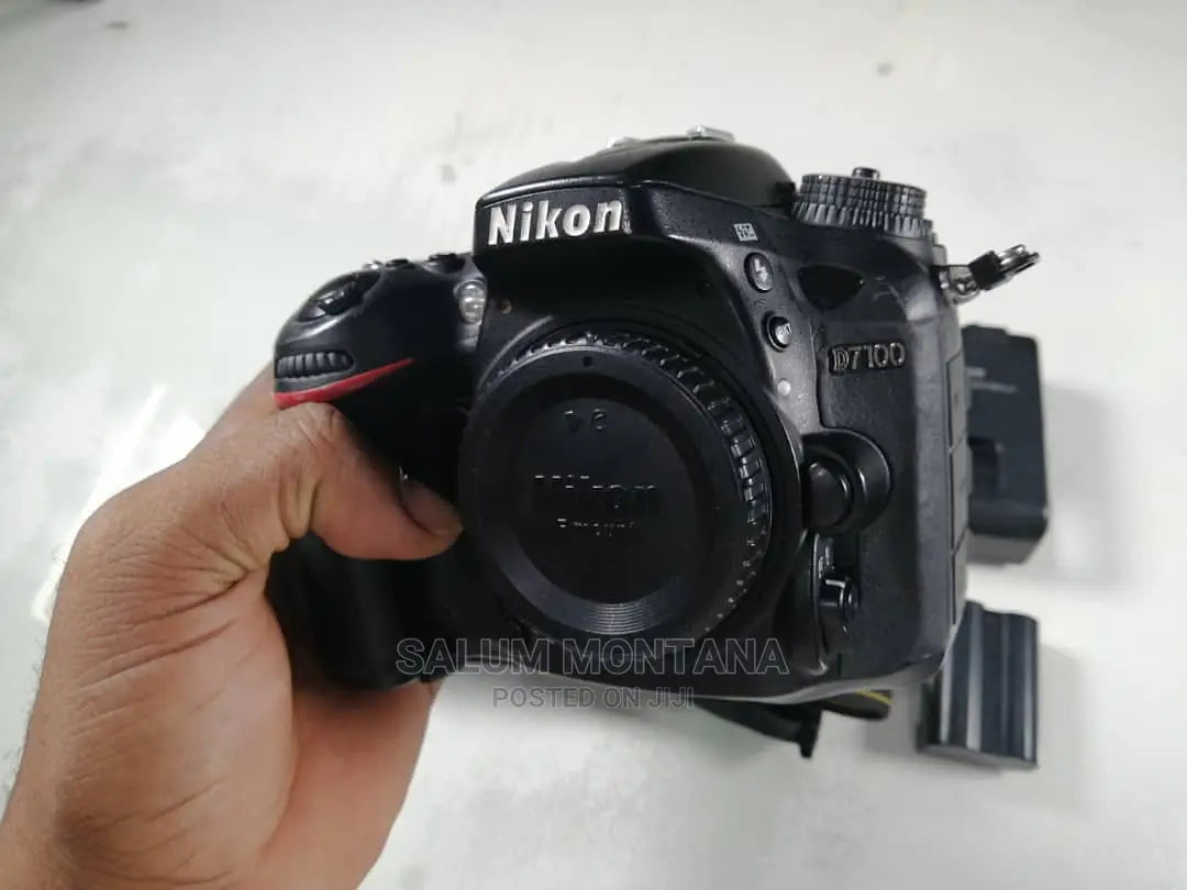 Nikon D7100 Only Bodyy