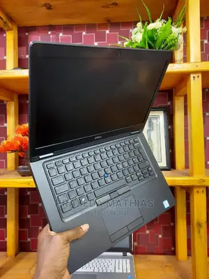 Laptop Dell Latitude 14 E5470 8GB Intel Core I5 HDD 500GB