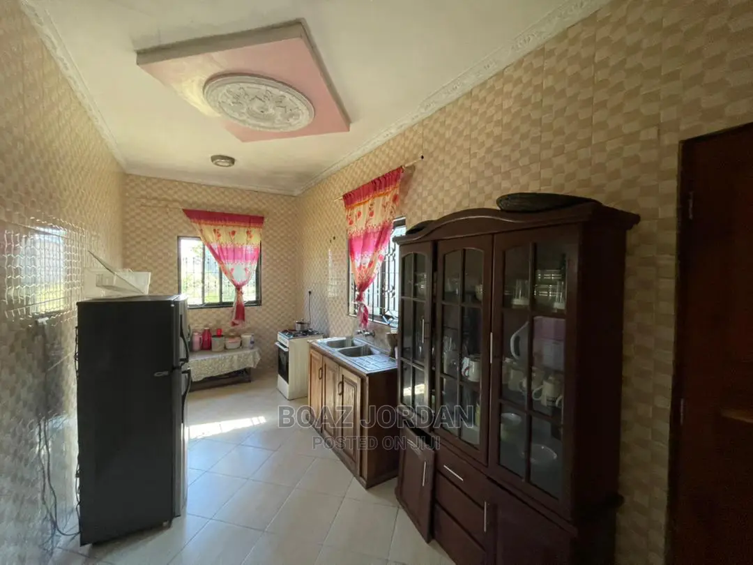 Furnished 5bdrm Bungalow in Boaz Mwakyembe, Mbezi for sale