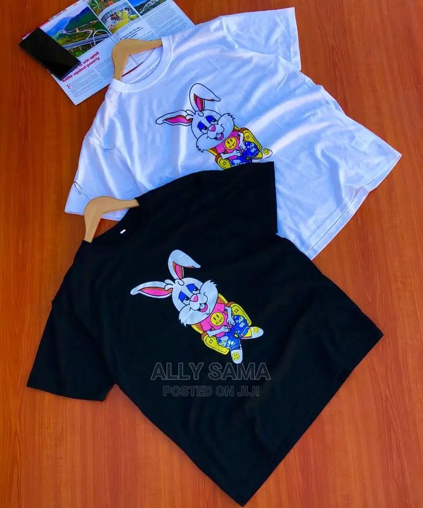 Men's Tshirt Black White
