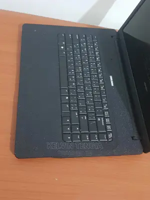 Laptop HP Compaq 610 4GB Intel Core 2 Duo HDD 320GB