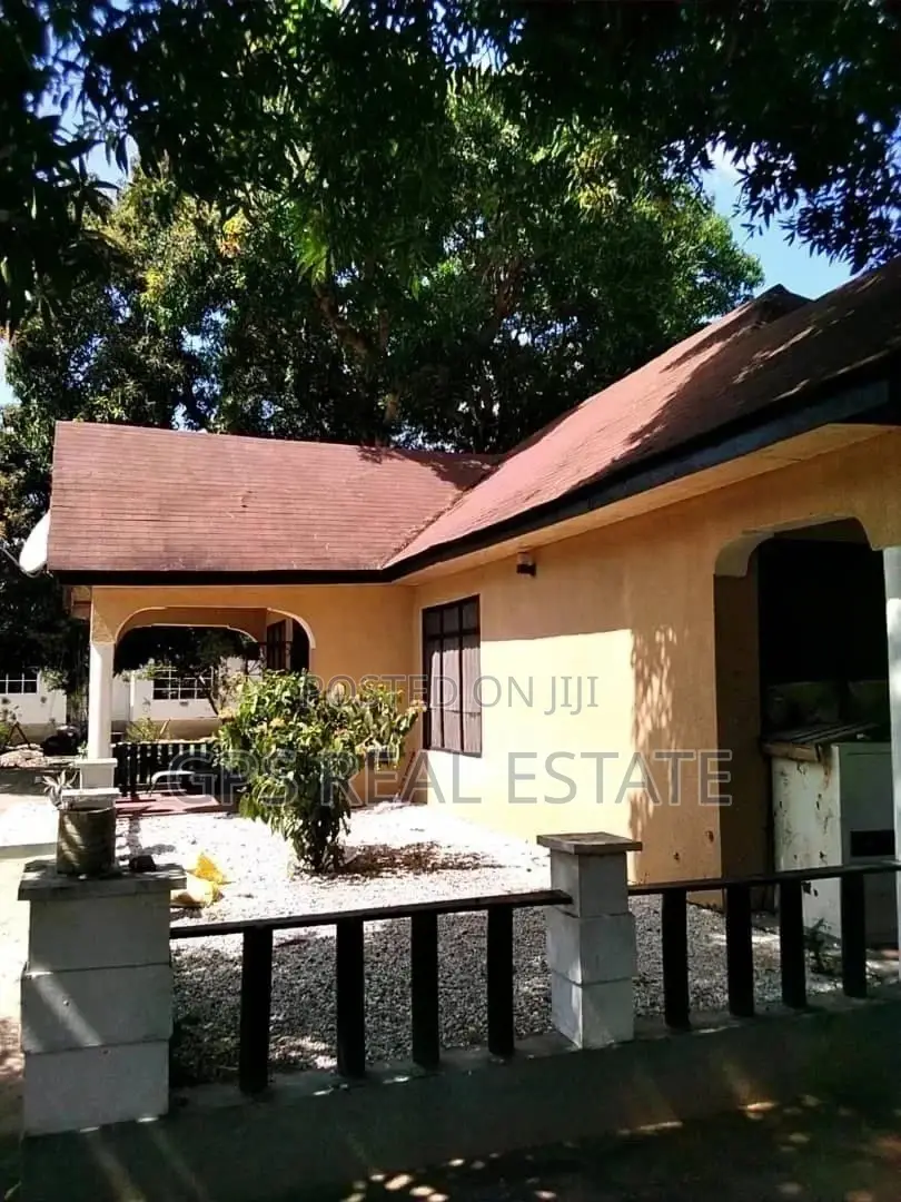 3bdrm House in Peter Slayo, Kigamboni for Sale