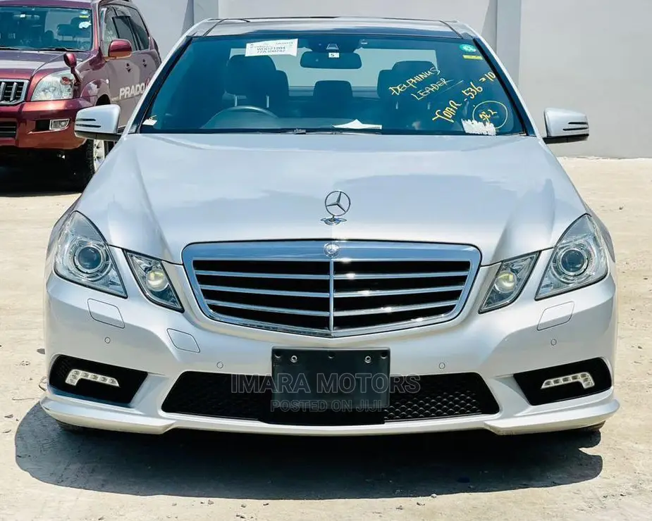 Mercedes-Benz E250 2011 Gray