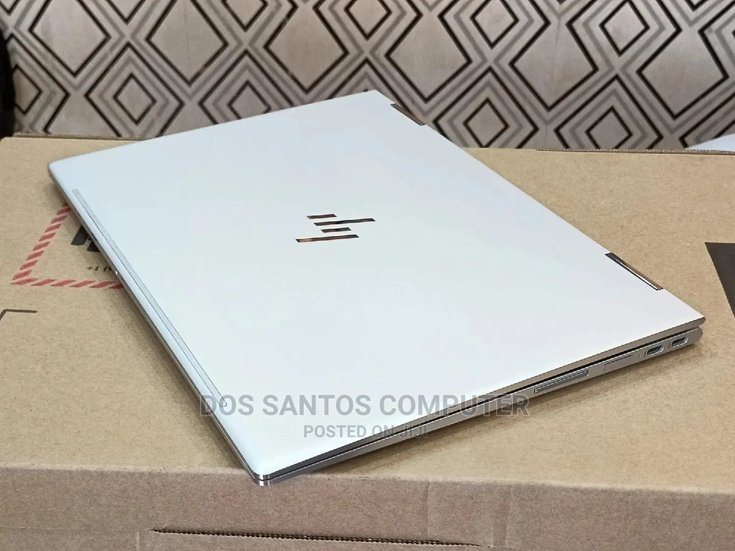New Laptop HP Spectre X360 13 8GB Intel Core I5 SSD 320GB