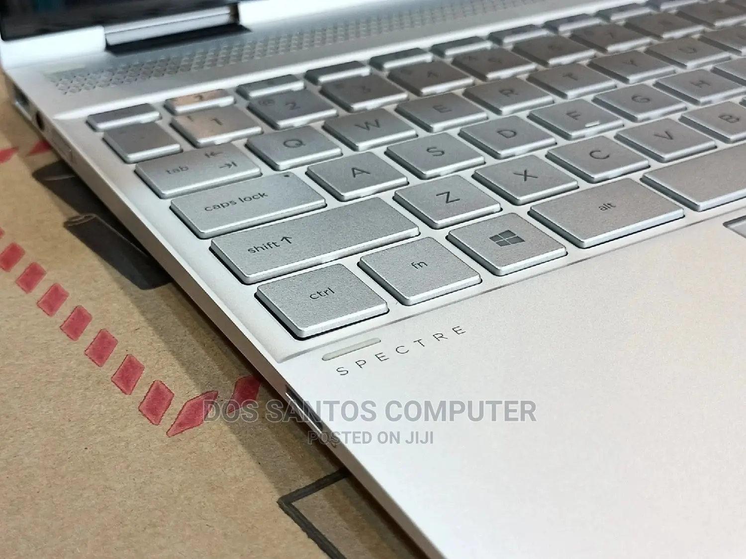 New Laptop HP Spectre X360 13 8GB Intel Core I5 SSD 320GB