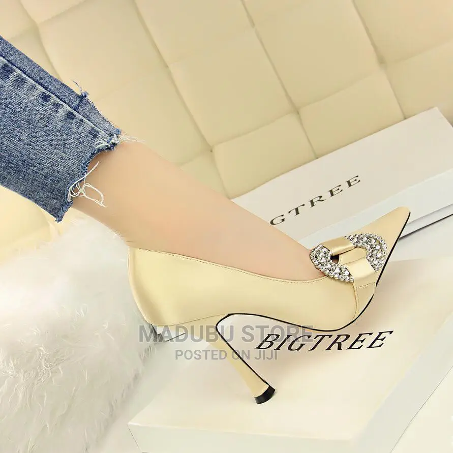 Women's Pumps