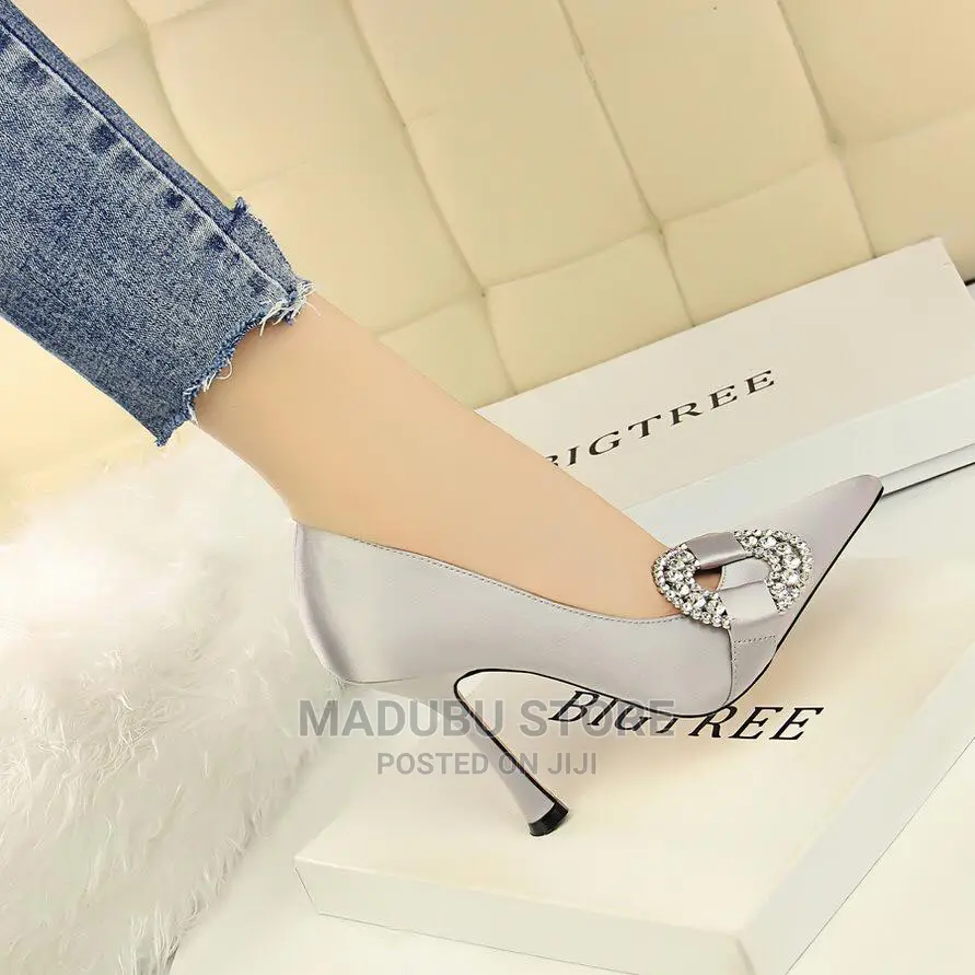 Women's Pumps