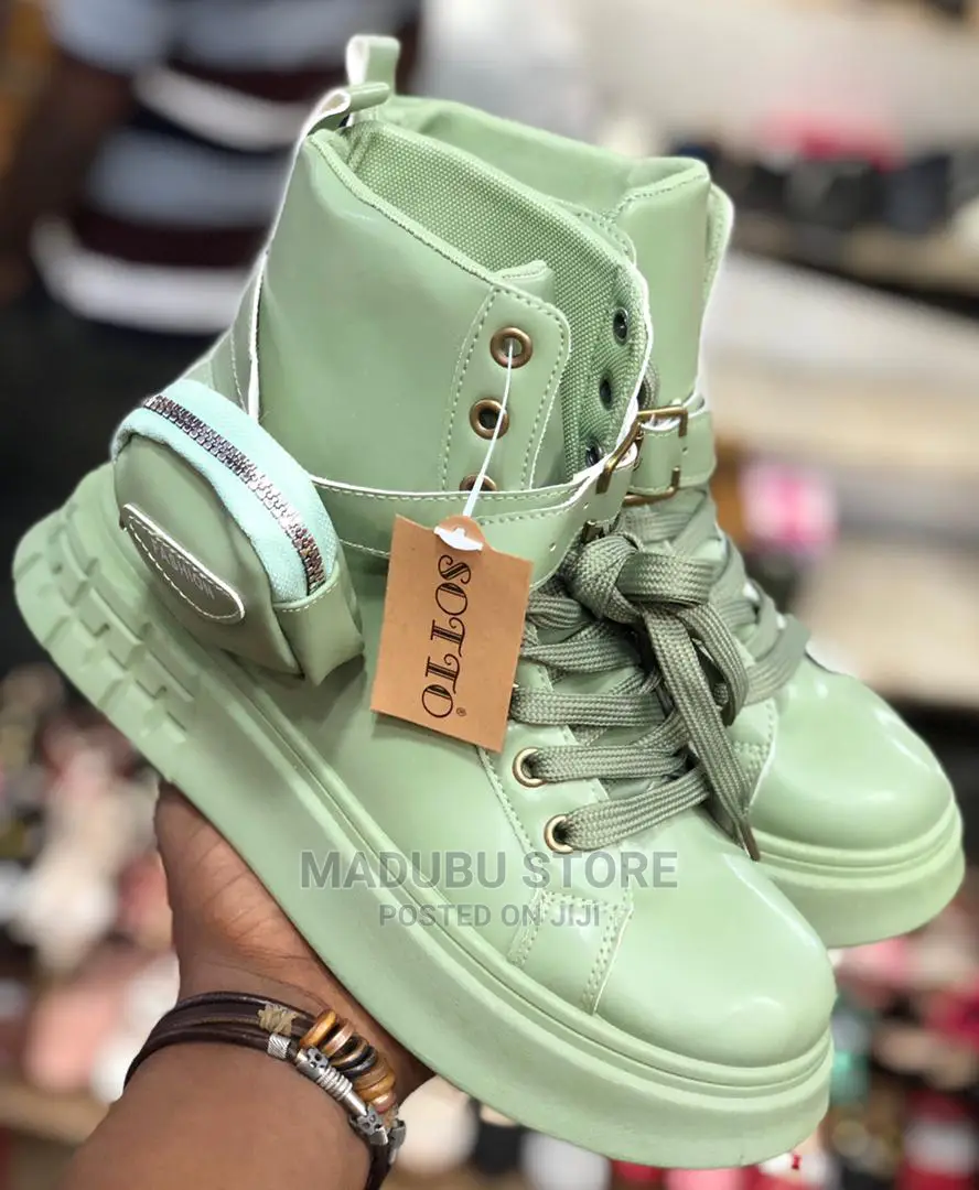 Women's Boots
