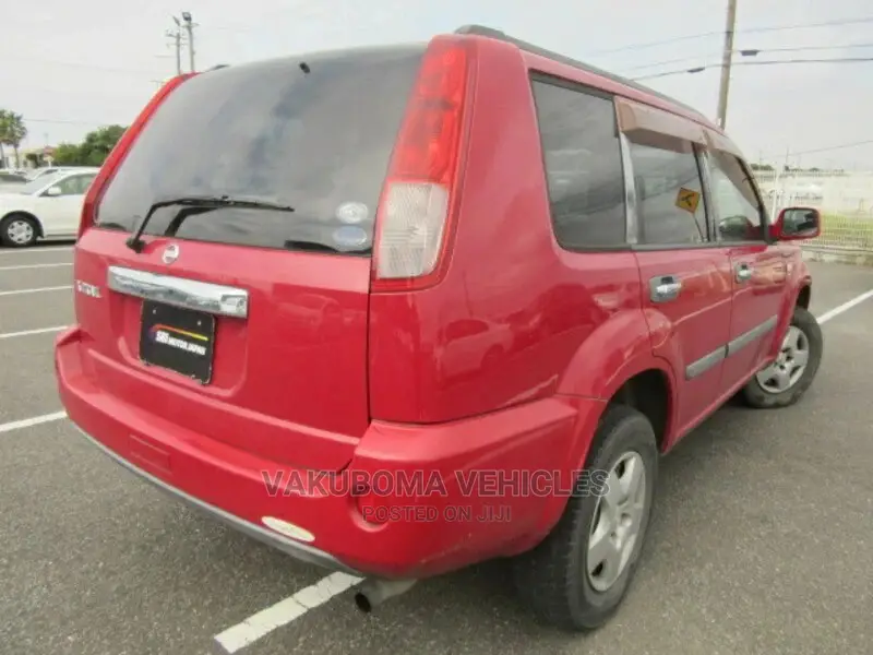Nissan X-Trail 2005 Red