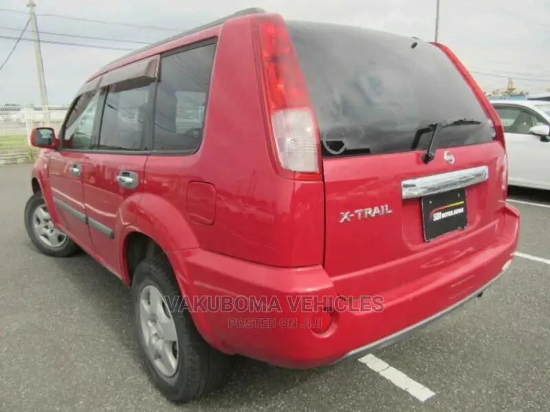 Nissan X-Trail 2005 Red