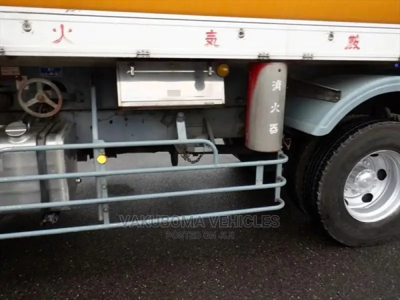Tank Truck/ Lorry