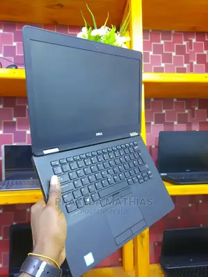 Laptop Dell Latitude 14 E7470 4GB Intel Core I5 HDD 500GB