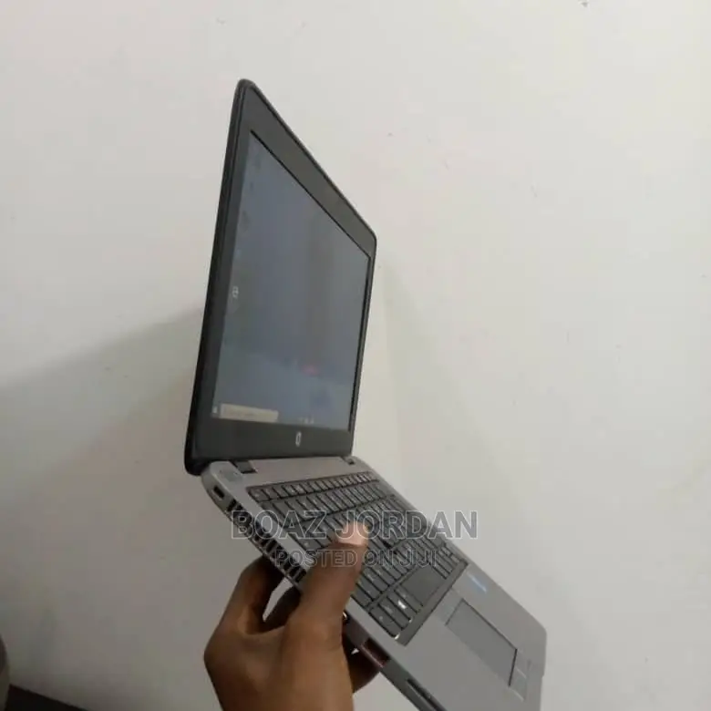 Laptop HP EliteBook 820 4GB Intel Core I5 HDD 500GB