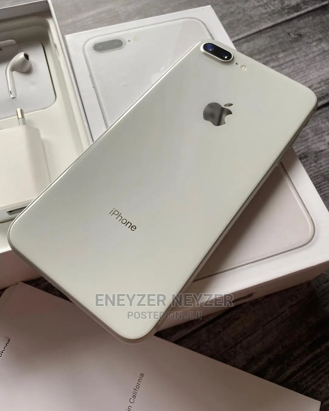 New Apple iPhone 8 Plus 256 GB White