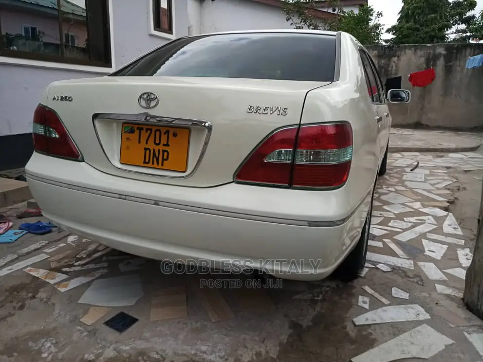 Toyota Brevis 2004 White