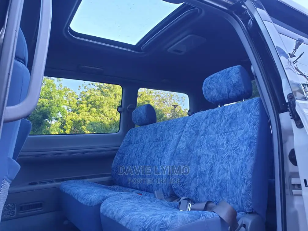 Toyota Lite-Ace 1998 Off White