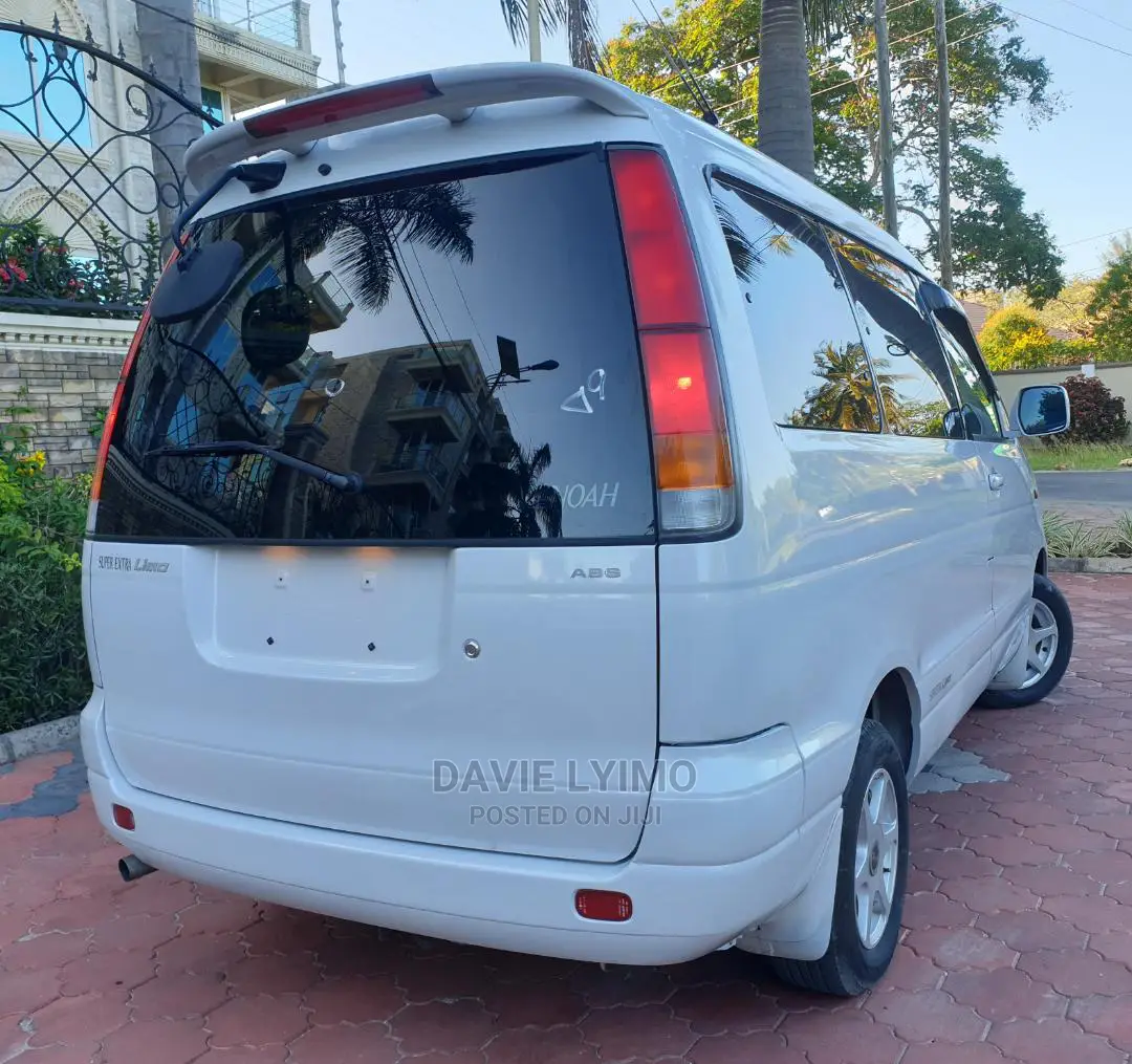 Toyota Lite-Ace 1998 Off White