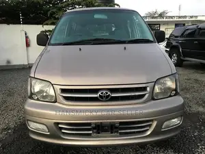Toyota Noah 2001 Gray