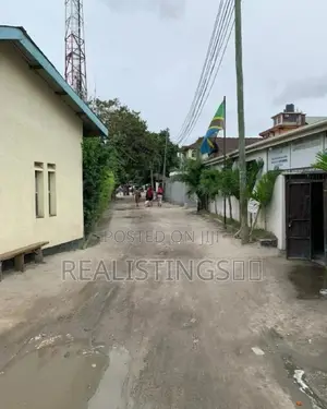 Kilichokuwa Chuo Kinauzwa, Buguruni - Dar Es Salaam