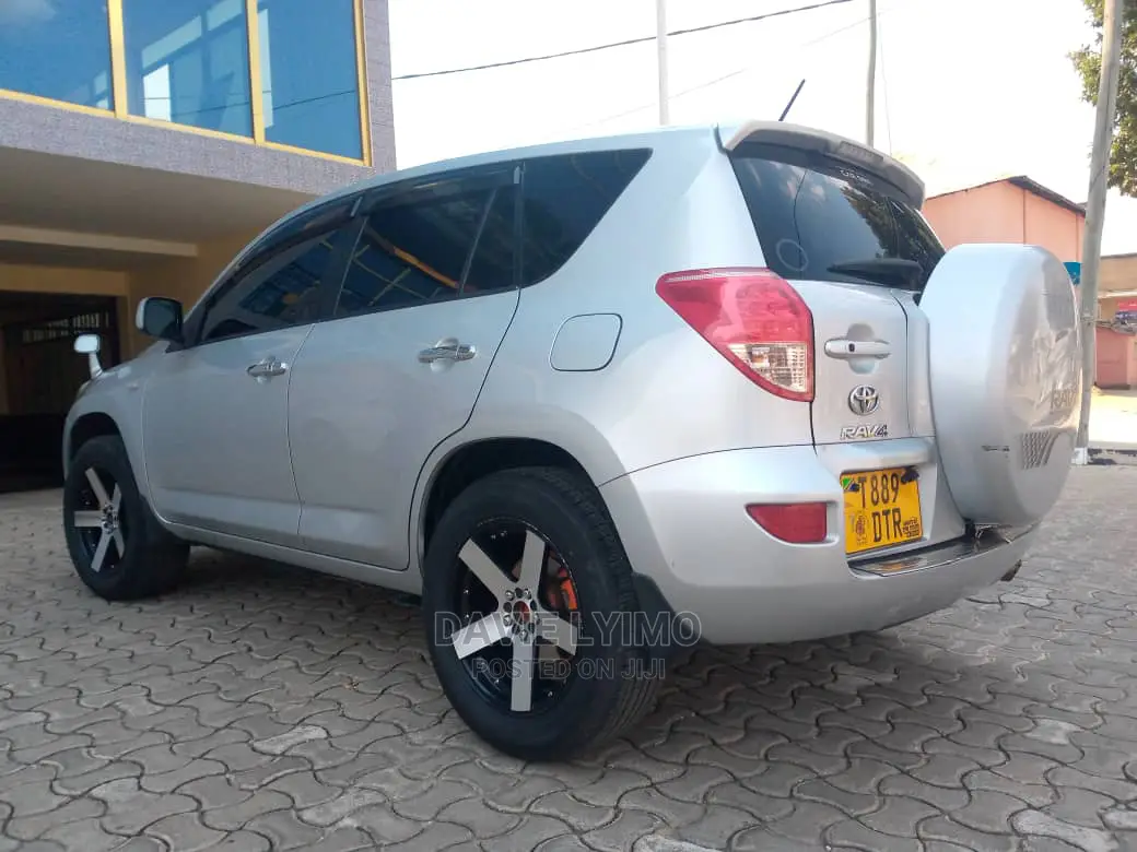 Toyota RAV4 2007 Silver
