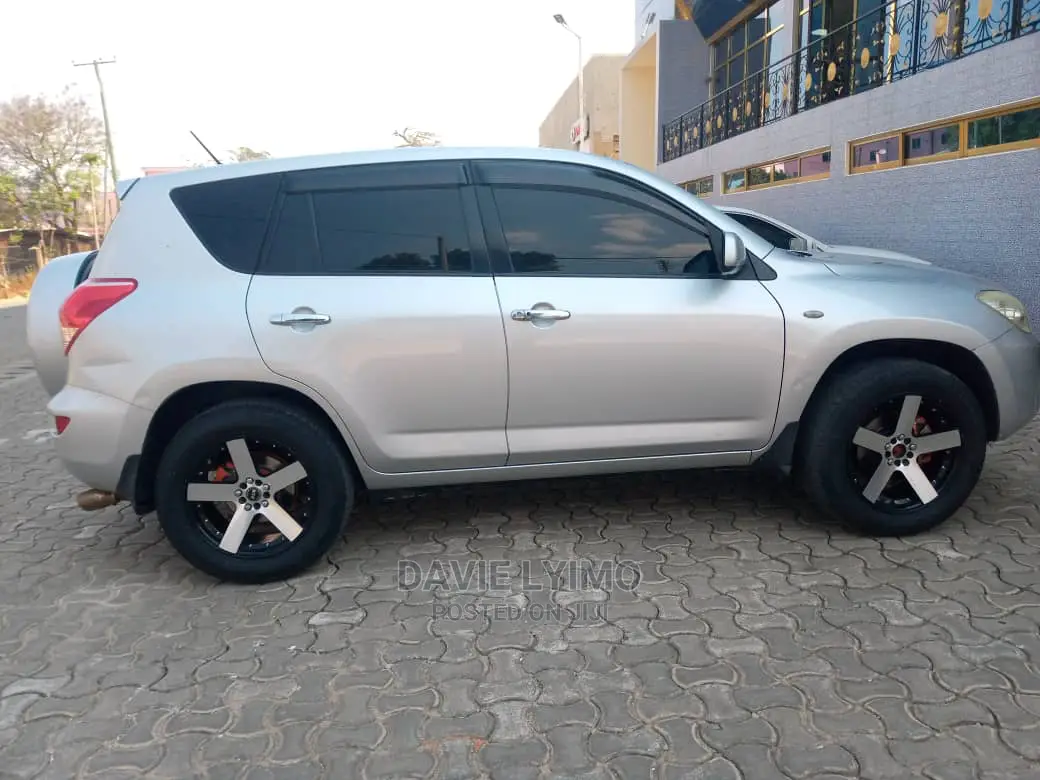 Toyota RAV4 2007 Silver