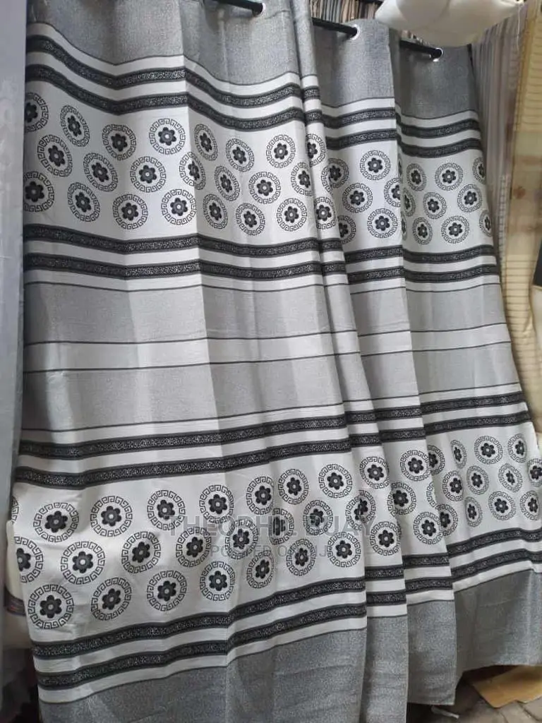 Mapazia Seti Yakiwa Mawili Ya 1.5m