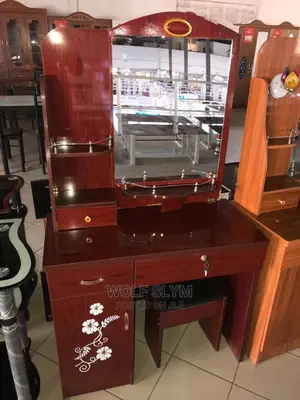 Dressibg Table
