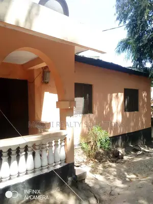 Photo - 3bdrm House in Kinondoni for Rent