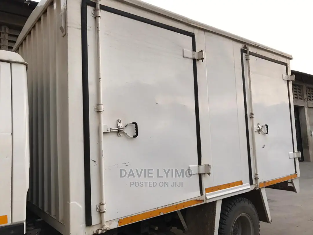 Eicher PRO 1055