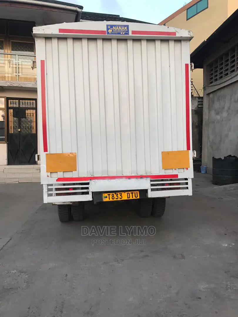 Eicher PRO 1055