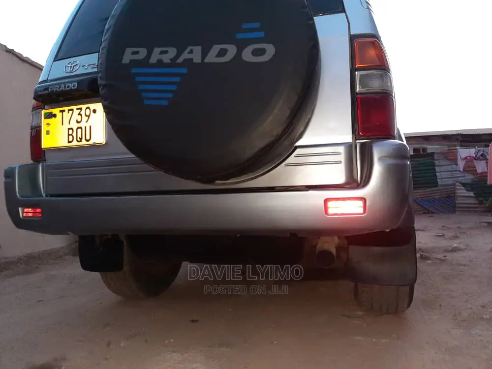 Toyota Land Cruiser Prado 1997 Gray