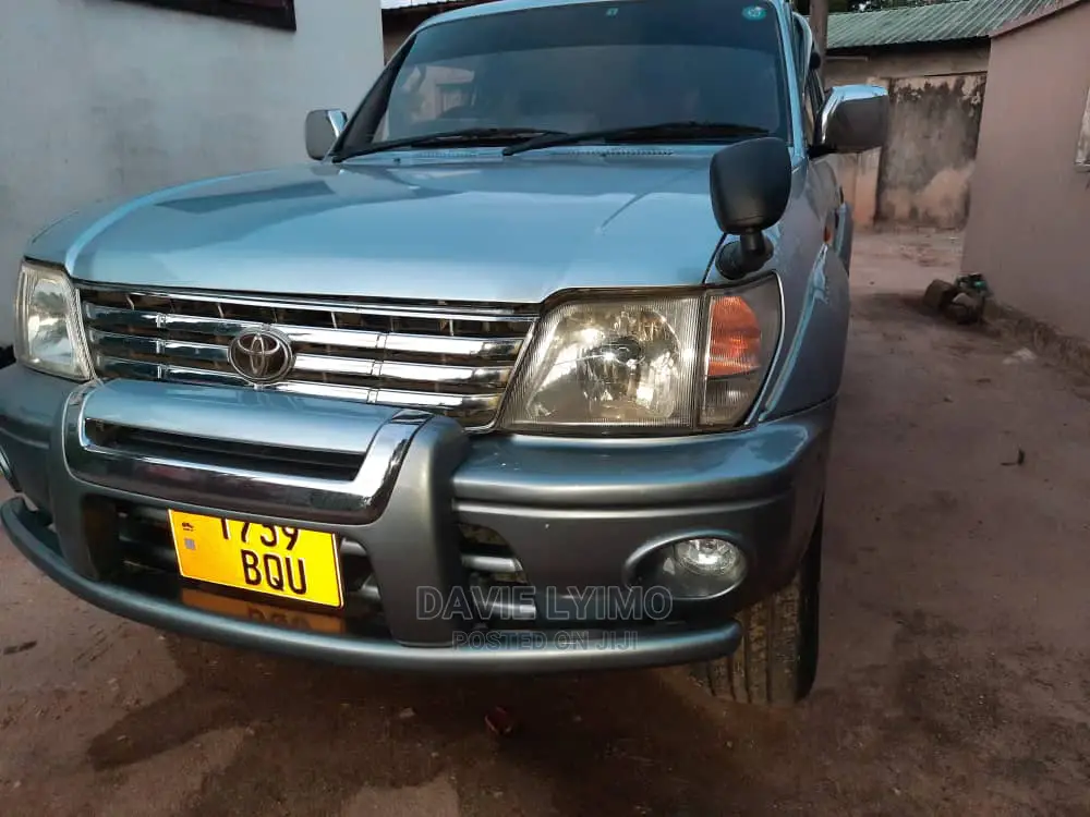 Toyota Land Cruiser Prado 1997 Gray