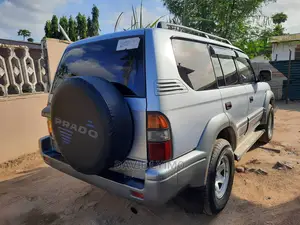 Toyota Land Cruiser Prado 1997 Gray