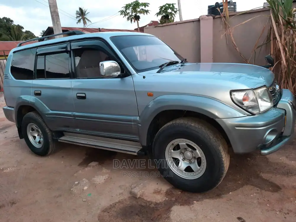 Toyota Land Cruiser Prado 1997 Gray